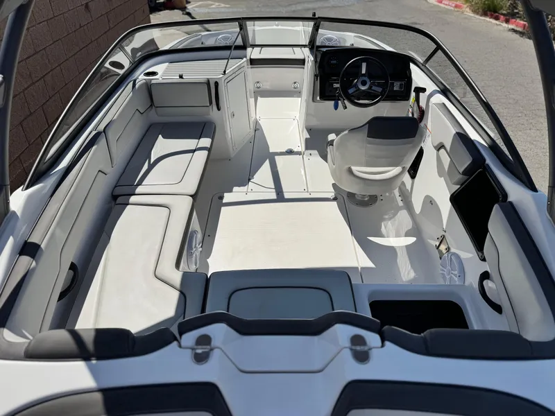 Slide: The Image of Yamaha AR190 2021 - 15