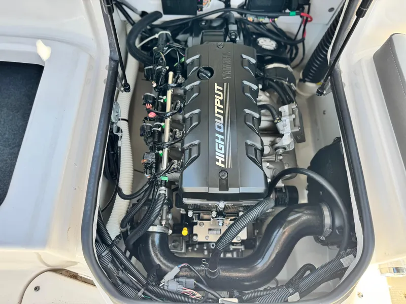 Slide: The Image of Yamaha AR190 2021 - 19