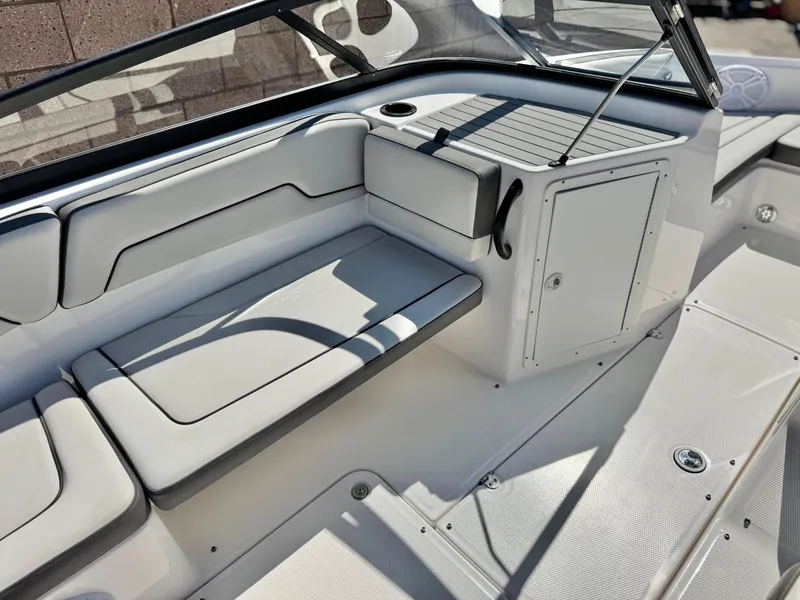 Slide: The Image of Yamaha AR190 2021 - 22