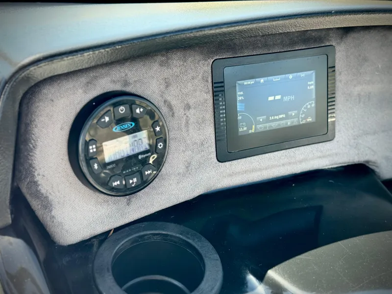 Slide: The Image of Yamaha AR190 2021 - 27