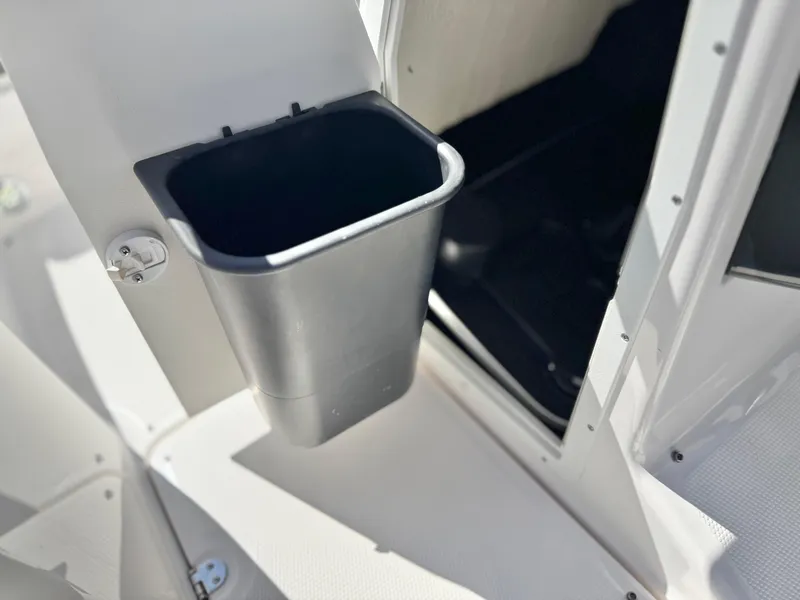 Slide: The Image of Yamaha AR190 2021 - 30