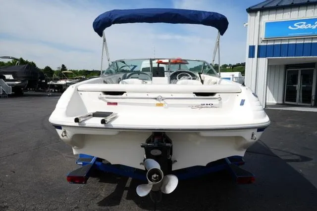 Slide: The Image of Sea Ray 210 Bowrider 1996 - 3