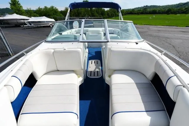 Slide: The Image of Sea Ray 210 Bowrider 1996 - 5