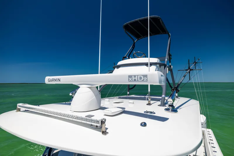 Slide: The Image of 2021 Freeman 42 LR boat with Garmin xHD2 radar on open water. - 44