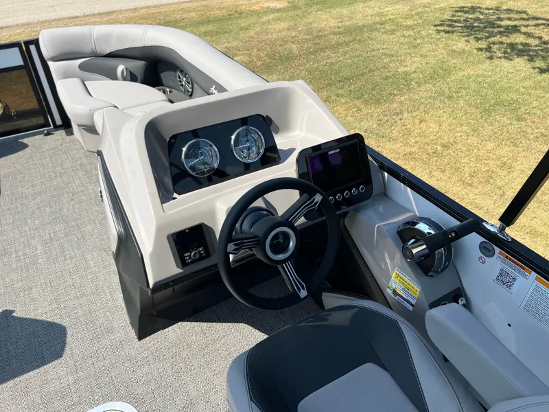 Slide: The Image of 2026 BARLETTA A22UC-PLATINUM - Image 13 - 13