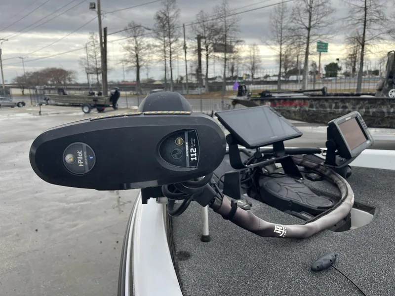 Slide: The Image of 2012 Phoenix 921 PRO XP boat with advanced navigation equipment and i-Pilot trolling motor. - 17