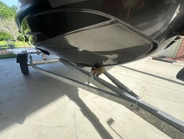 Slide: The Image of Tidewater 232 CC Adventure 2025 - 5