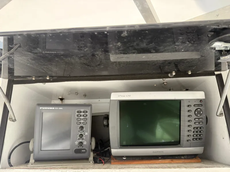 Slide: The Image of Blackfin Flybridge 1986 - 11