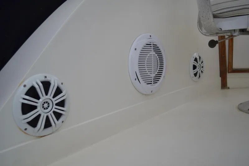 Slide: The Image of Blackfin Flybridge 1986 - 12