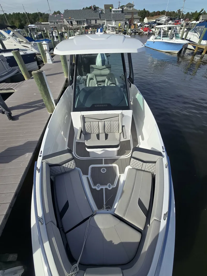 Slide: The Image of Monterey 27 Elite 2025 - 7
