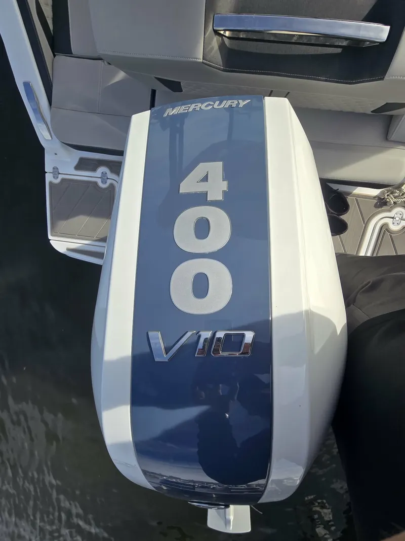 Slide: The Image of Monterey 27 Elite 2025 - 3