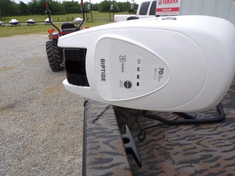 Slide: The Image of Trolling motor on 2025 Xpress H20BAY boat, featuring Riptide 5-speed control. - 14