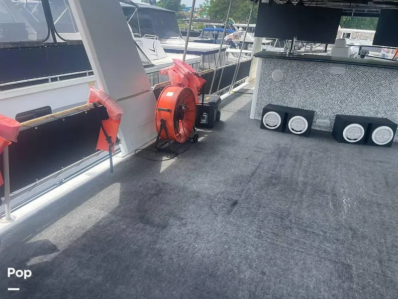 Slide: The Image of 1998 Stardust Cruiser Stardust 86 for sale in Duluth, GA - 23