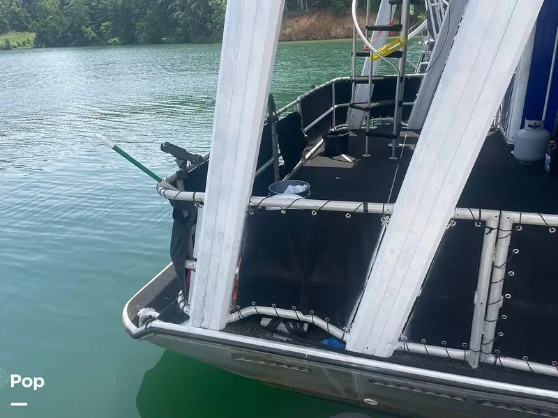 Slide: The Image of 1998 Stardust Cruiser Stardust 86 for sale in Duluth, GA - 71