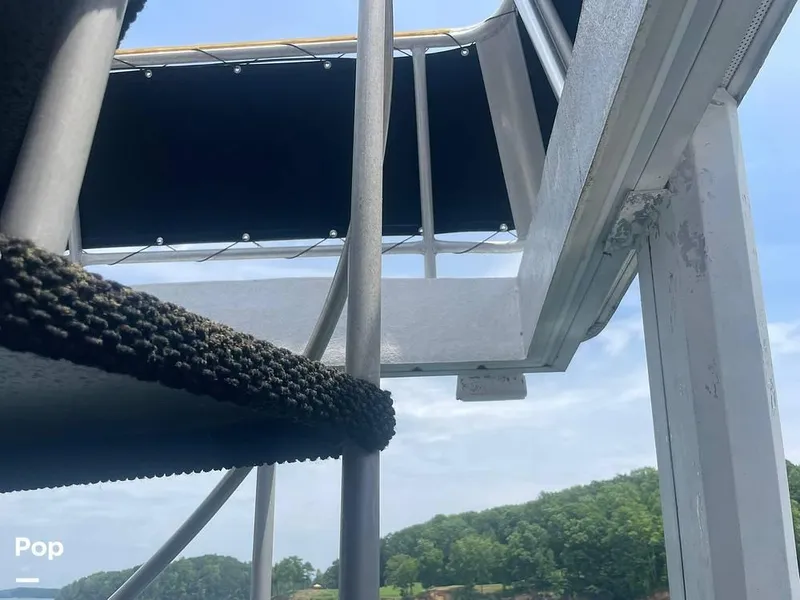 Slide: The Image of 1998 Stardust Cruiser Stardust 86 for sale in Duluth, GA - 73