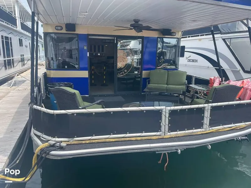 Slide: The Image of 1998 Stardust Cruiser Stardust 86 for sale in Duluth, GA - 74