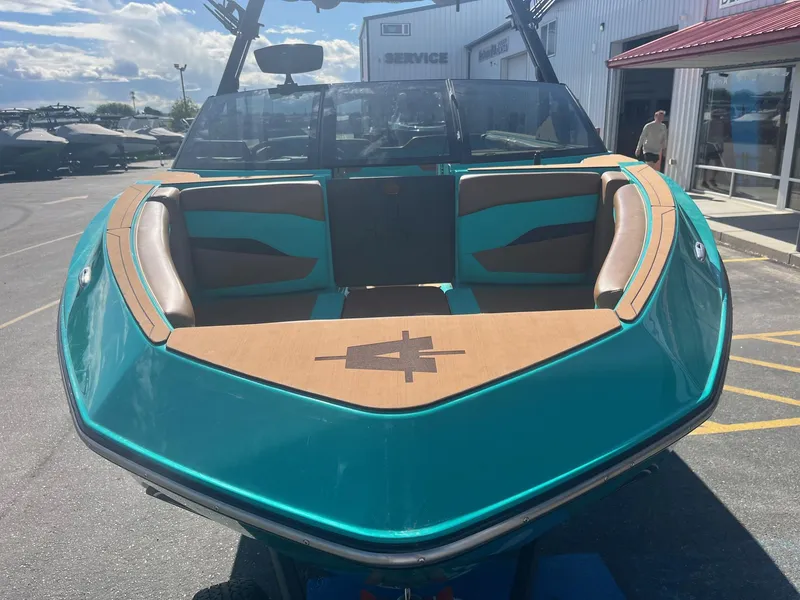 Slide: The Image of Axis T250 2023 - 12