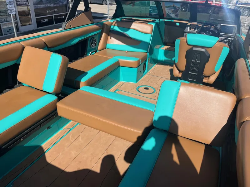 Slide: The Image of Axis T250 2023 - 31