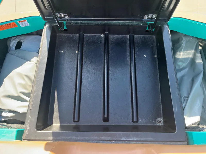 Slide: The Image of Axis T250 2023 - 37