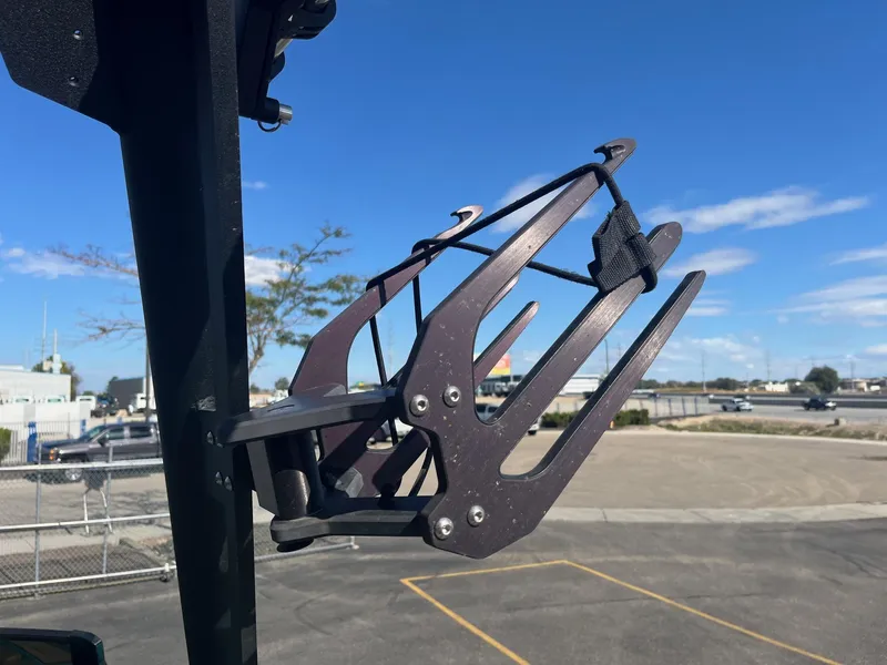 Slide: The Image of Axis T250 2023 - 40