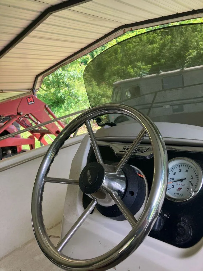 Slide: The Image of Boston Whaler SPORT SERIES 2020 - 5