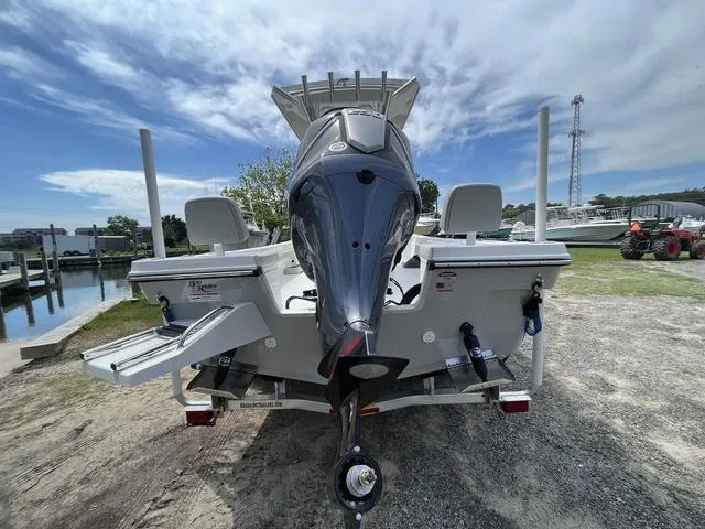 Slide: The Image of KenCraft 239 Bay 2025 - 6