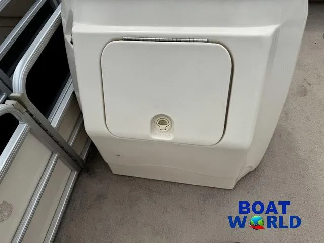 Slide: The Image of Sweetwater 2222 DF Pontoon WITH SEA LEGS 2004 - 11