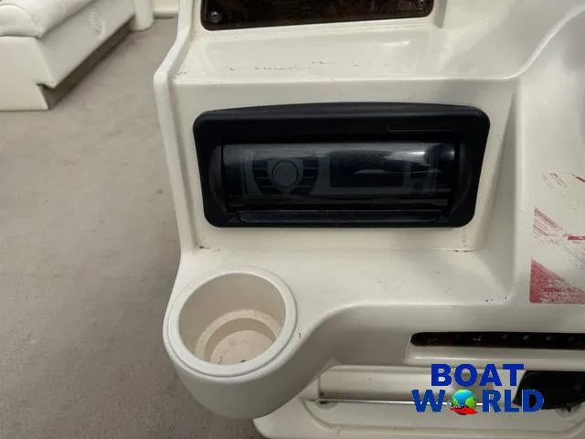 Slide: The Image of Sweetwater 2222 DF Pontoon WITH SEA LEGS 2004 - 19