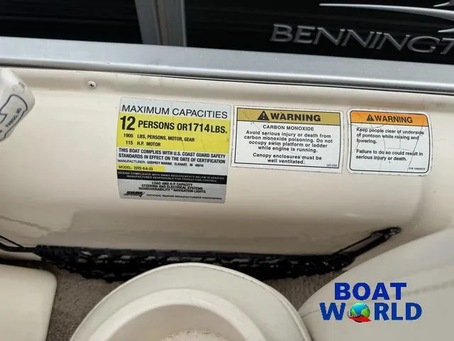 Slide: The Image of Sweetwater 2222 DF Pontoon WITH SEA LEGS 2004 - 34