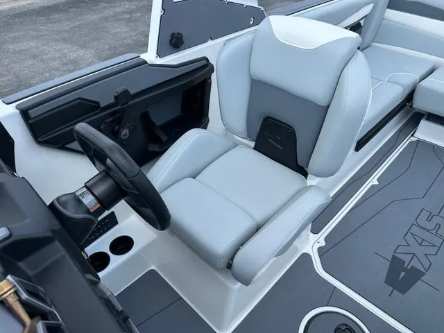 Slide: The Image of Axis Wake Research A Series A225 2025 - 9