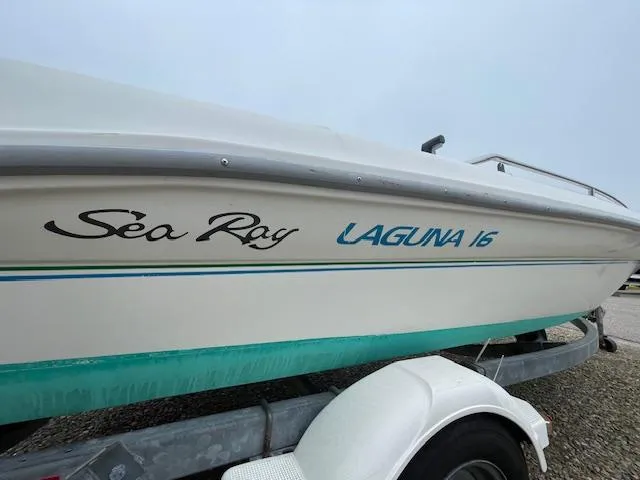 Slide: The Image of Sea Ray Laguna 16 1993 - 7