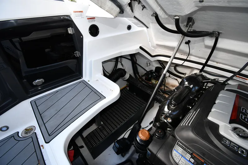 Slide: The Image of Engine compartment of 2023 Monterey 278 Super Sport boat, showcasing modern design and components. - 47