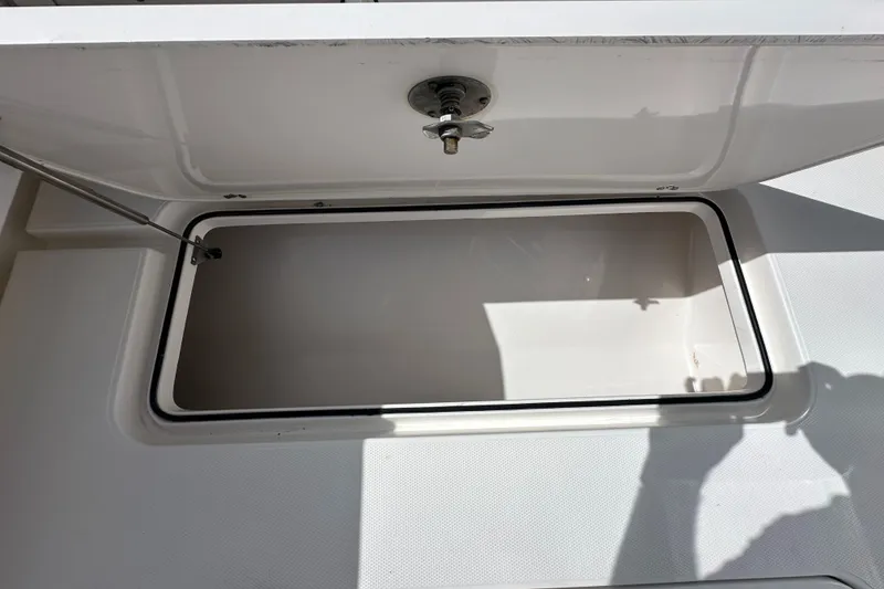 Slide: The Image of Island Runner 35 2006 - 57