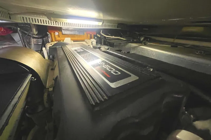 Slide: The Image of Carver Yachts 46 Motor Yacht 2006 - 104