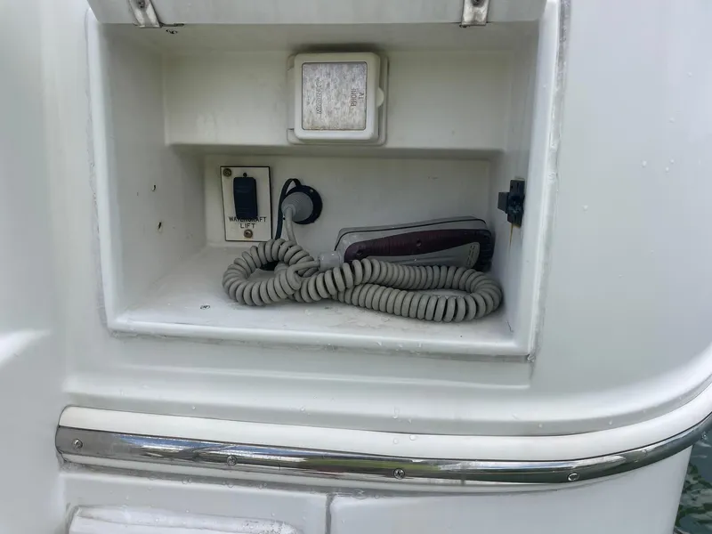 Slide: The Image of HYDRAULIC DINGHY LIFT CONTROLS - 122