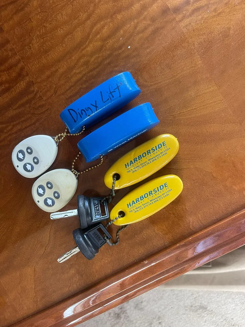 Slide: The Image of Carver Yachts 46 Motor Yacht 2006 - 127