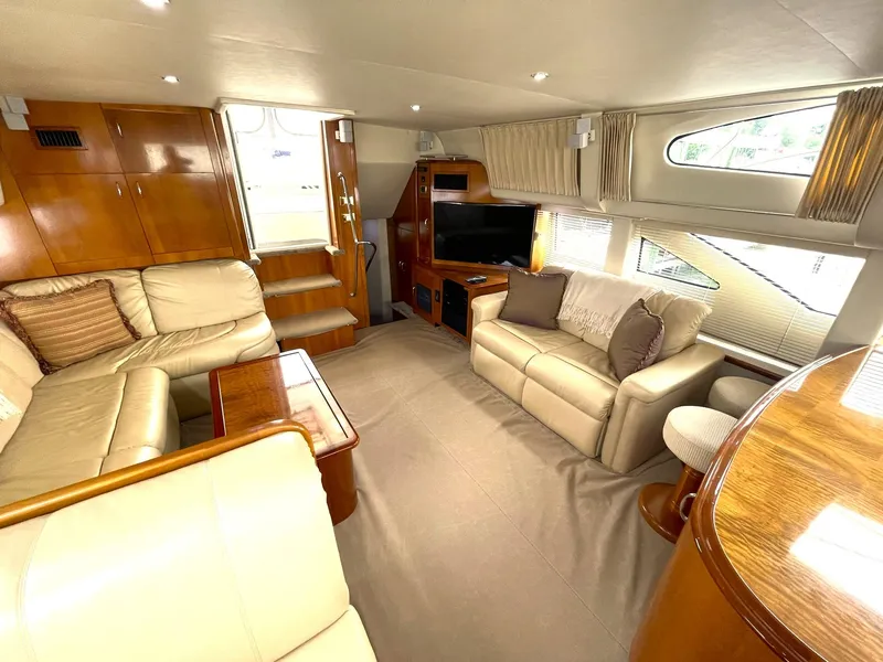 Slide: The Image of 2006 CARVER 466 MOTOR YACHT SALON OVERVIEW LOOKING AFT - 3