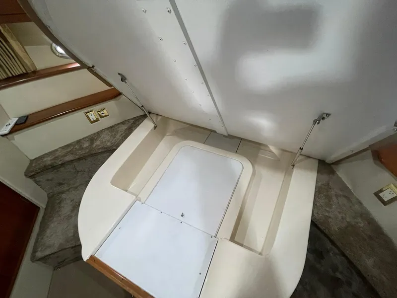 Slide: The Image of Carver Yachts 46 Motor Yacht 2006 - 51