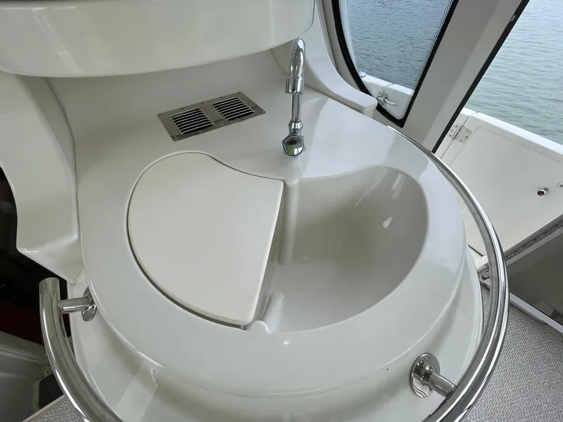 Slide: The Image of Carver Yachts 46 Motor Yacht 2006 - 92