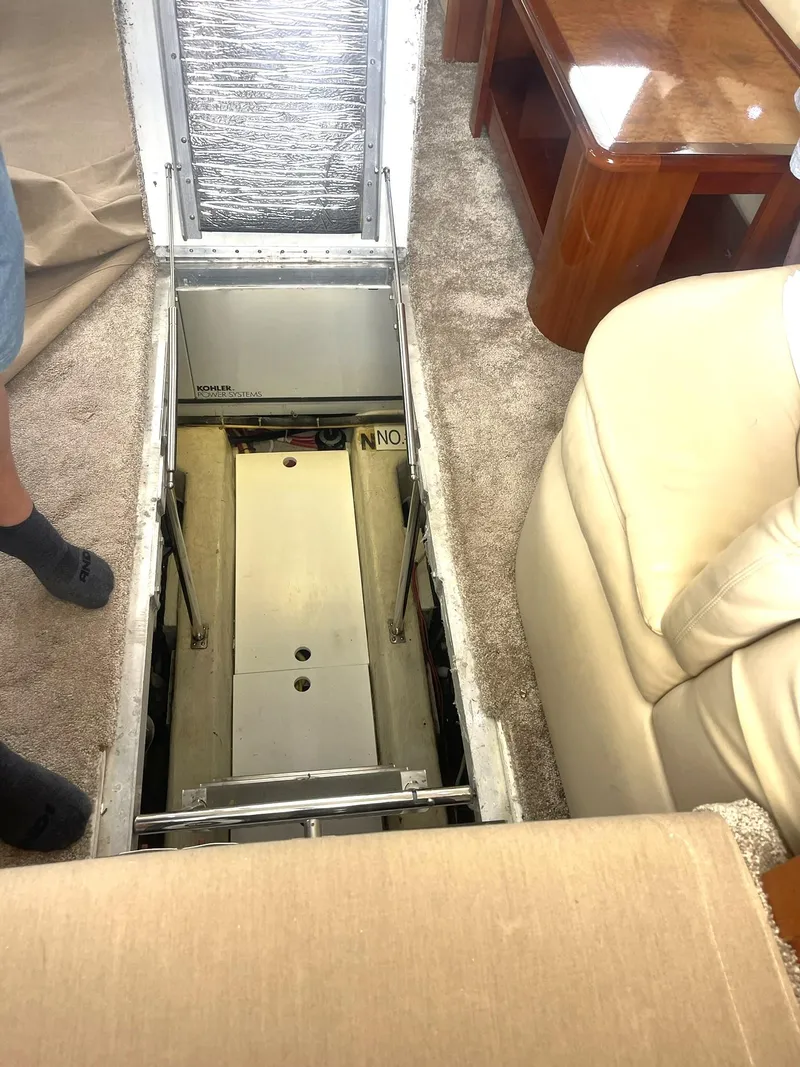 Slide: The Image of Carver Yachts 46 Motor Yacht 2006 - 95