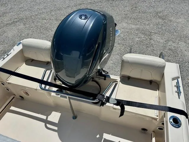 Slide: The Image of 2020 Grady-White Fisherman 180 boat with outboard motor and seating. - 12