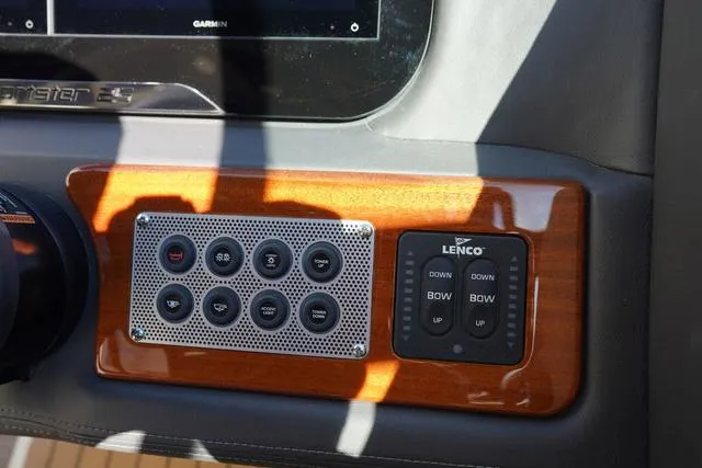 Slide: The Image of Chris-Craft Sportster 25 2025 - 60