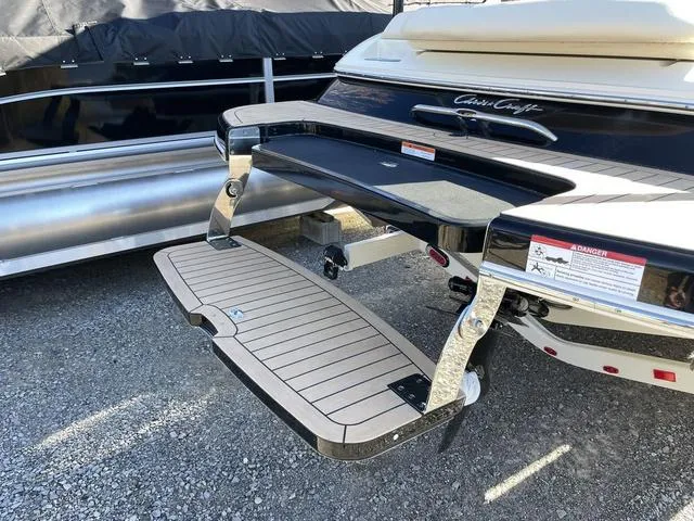 Slide: The Image of Chris-Craft Sportster 25 2025 - 4