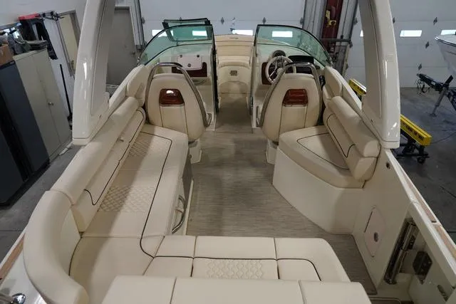 Slide: The Image of Chris-Craft Launch 28 GT 2025 - 11