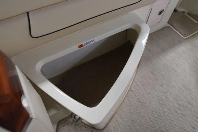 Slide: The Image of Chris-Craft Launch 28 GT 2025 - 16