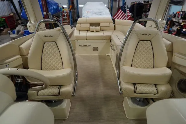 Slide: The Image of Chris-Craft Launch 28 GT 2025 - 25