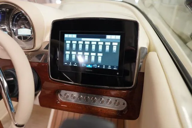 Slide: The Image of Chris-Craft Launch 28 GT 2025 - 35