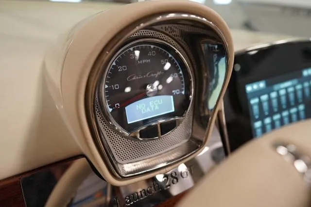 Slide: The Image of Chris-Craft Launch 28 GT 2025 - 36