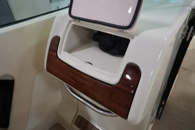 Slide: The Image of Chris-Craft Launch 28 GT 2025 - 47