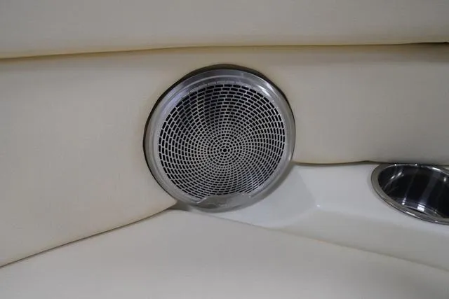 Slide: The Image of Chris-Craft Launch 28 GT 2025 - 62